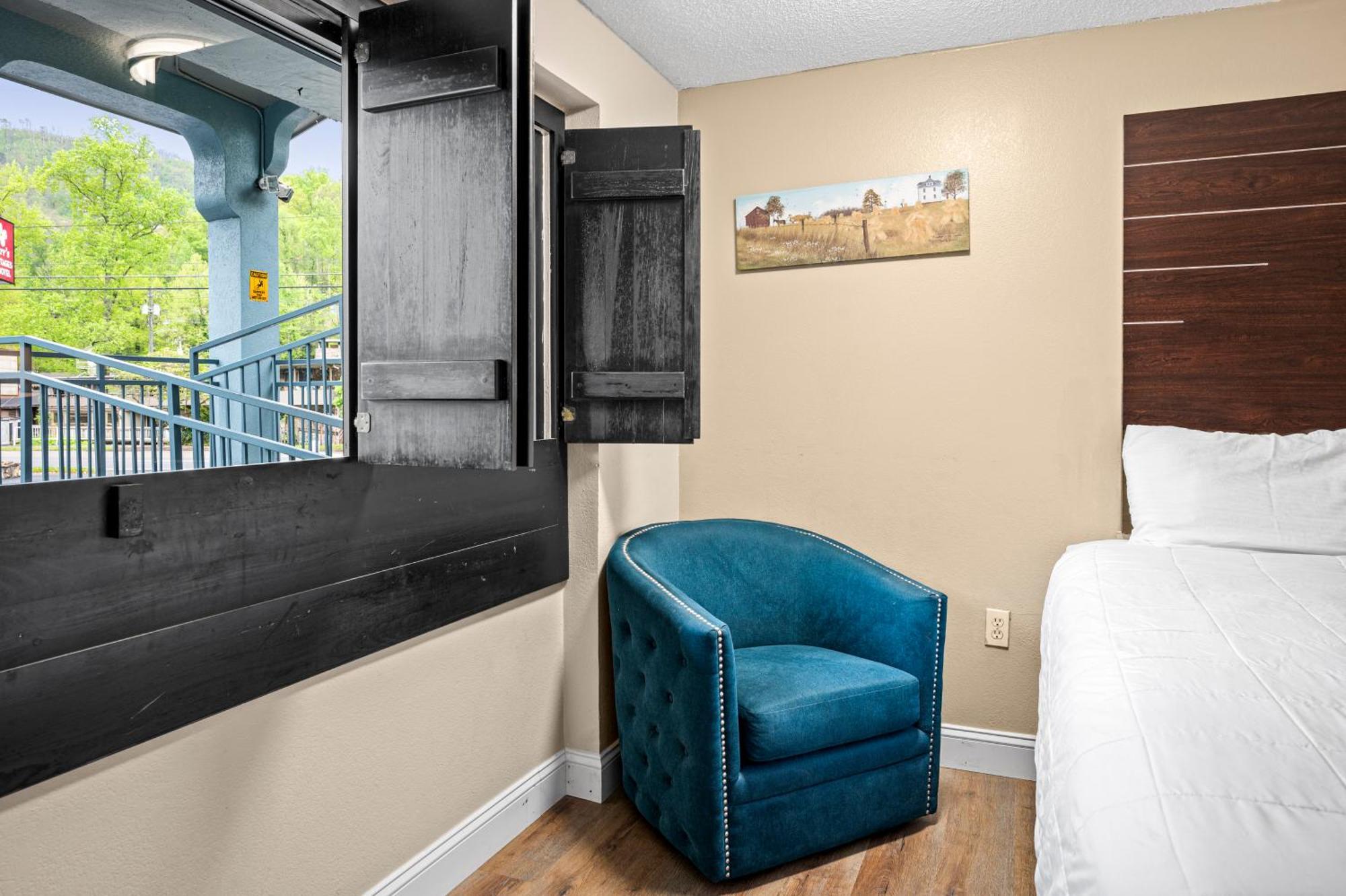 Country Town N' Suites Gatlinburg Bagian luar foto