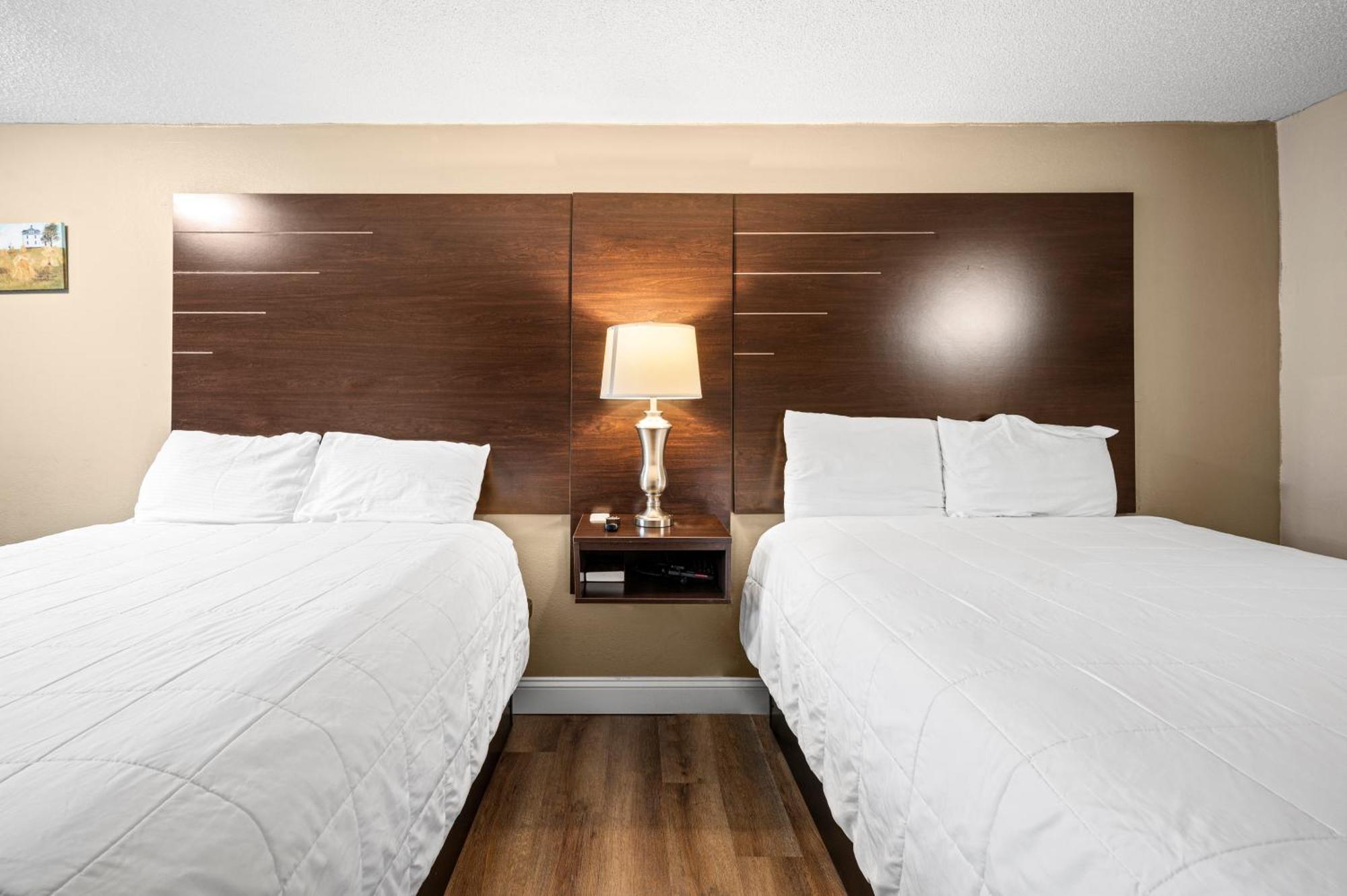 Country Town N' Suites Gatlinburg Bagian luar foto